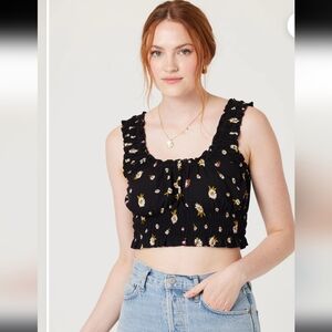 PATRON OF PEACE | Women's Black Floral Paseo Ruffled Edge Cropped Top